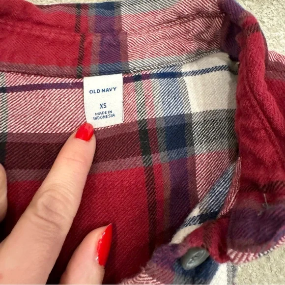 🚨 Bundle of 2 Old Navy Classic Plaid Tops - Picture 6 of 10